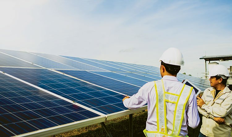 Naksh Power Solution engineers on site